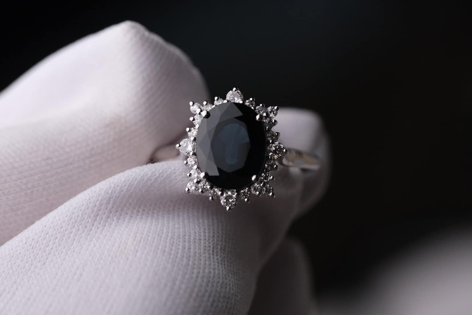 ทอง 18K แหวน — 2